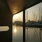 Tinyfloat * Andijk