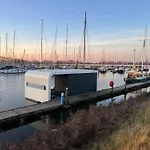 Ferienhaus Tinyfloat *